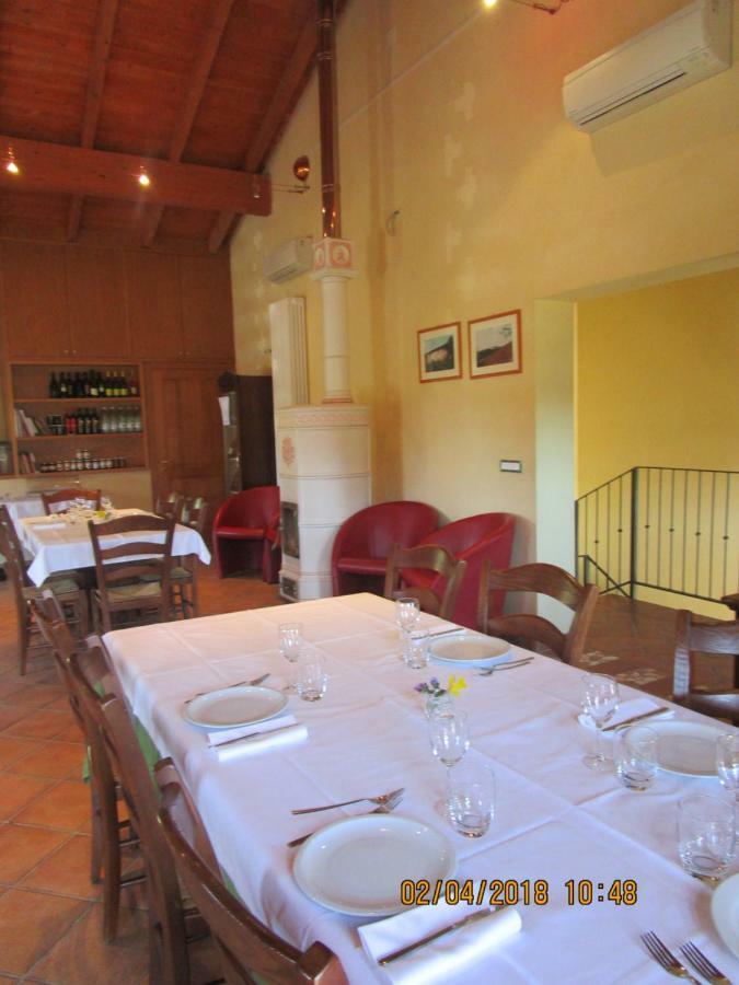 La Colombarola Agriturismo Farneto Exterior photo