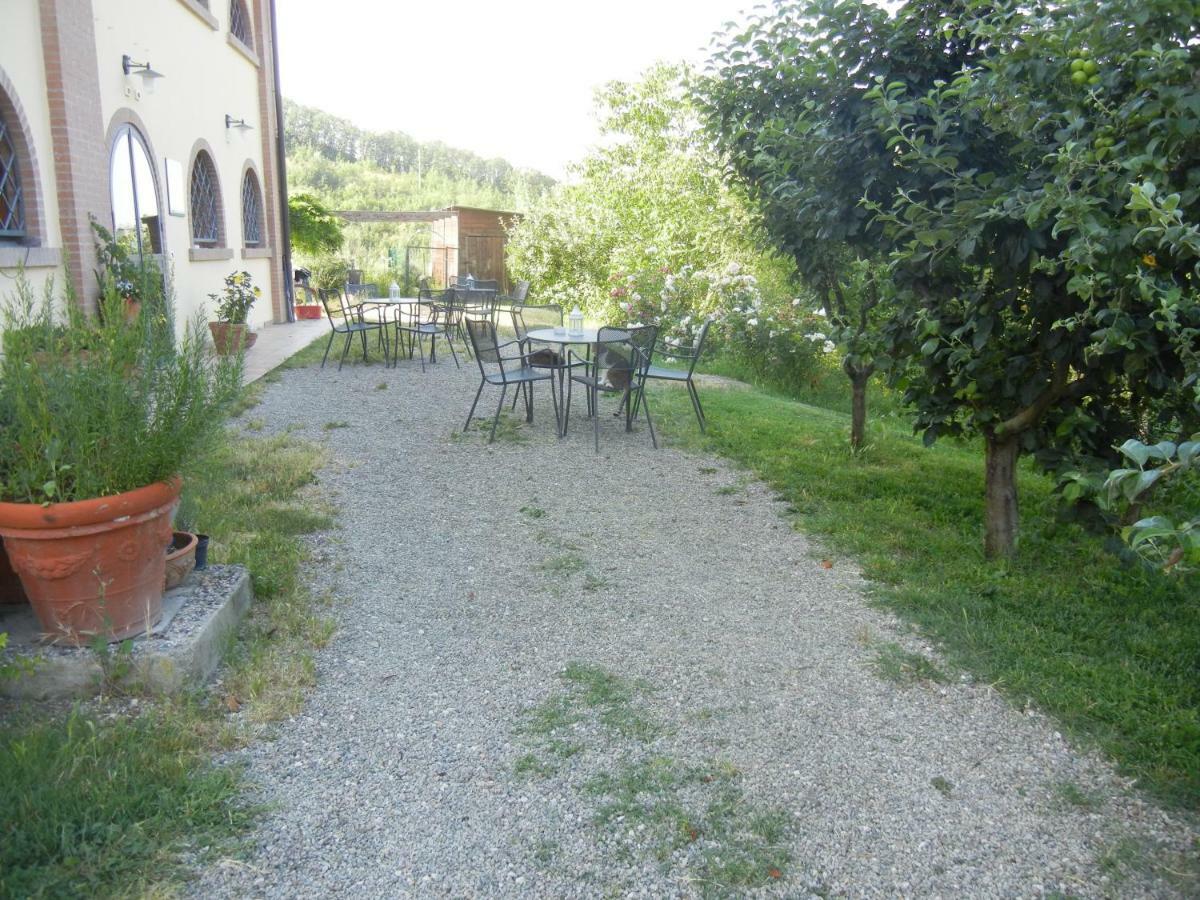 La Colombarola Agriturismo Farneto Exterior photo